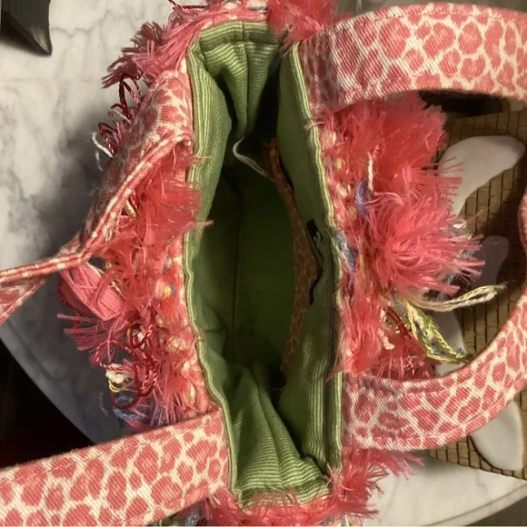 B’s Purse - Picture 2 of 3